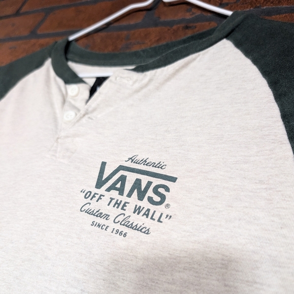 Vans Men's Off-White‎ and Dark Green Long Sleeve Tee - Picture 2 of 11